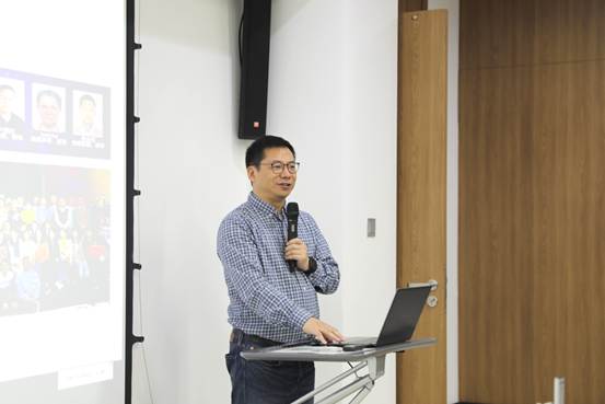 说明:F:\王老师生日照片2023\7H7A6558.JPG 说明:F:\王老师生日照片2023\7H7A6558.JPG